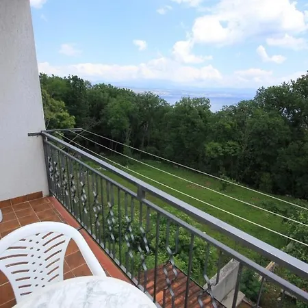 With A Parking Space Lovran, Opatija - 2352 Гостевой дом 2*