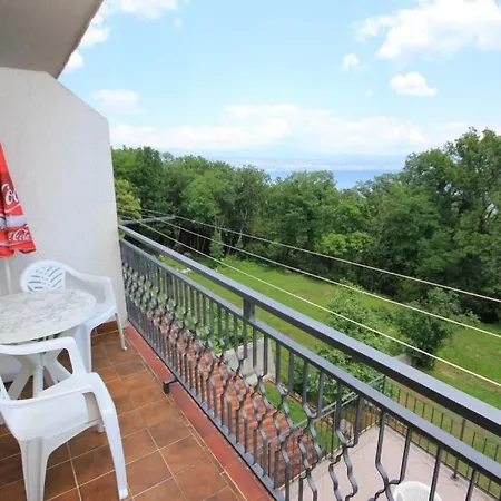 With A Parking Space Lovran, Opatija - 2352 Pensjonat 2*