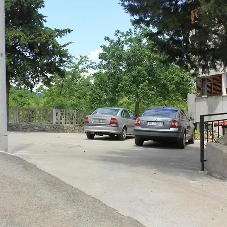 With A Parking Space Lovran, Opatija - 2352 Гостевой дом 2*